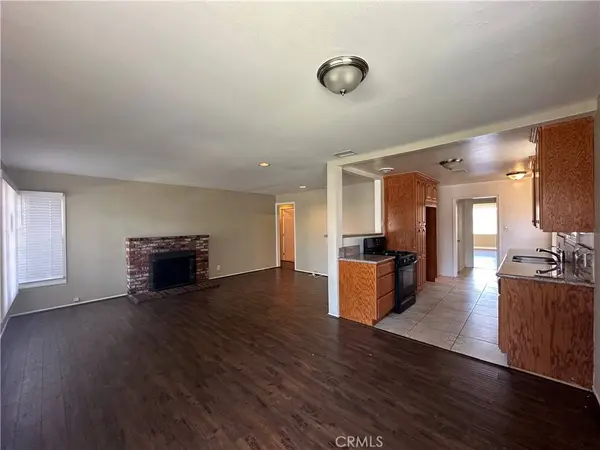 18216 Hartland ST, Reseda, CA 91335