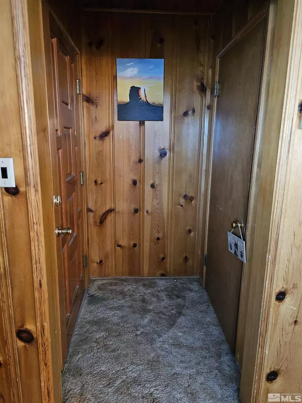 151 B St, Hawthorne, NV 89415