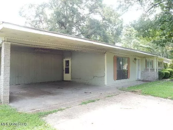 926 Branch Street, Jackson, MS 39212