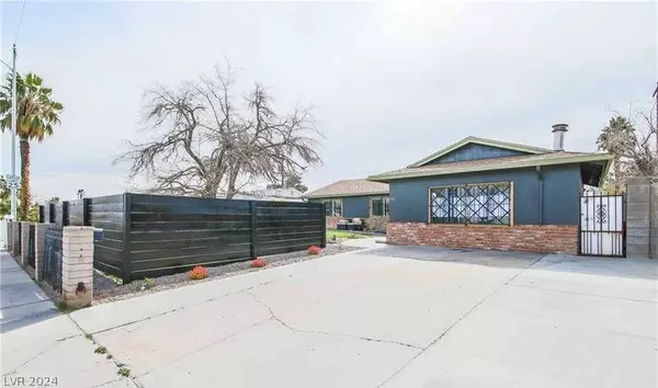 905 Dalton Drive, Las Vegas, NV 89119