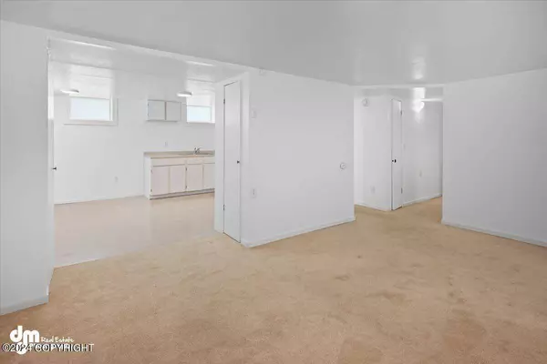 3407 Willow ST, Anchorage, AK 99517