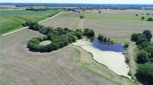 NE Ridgeway DR, Hamilton, MO 64644