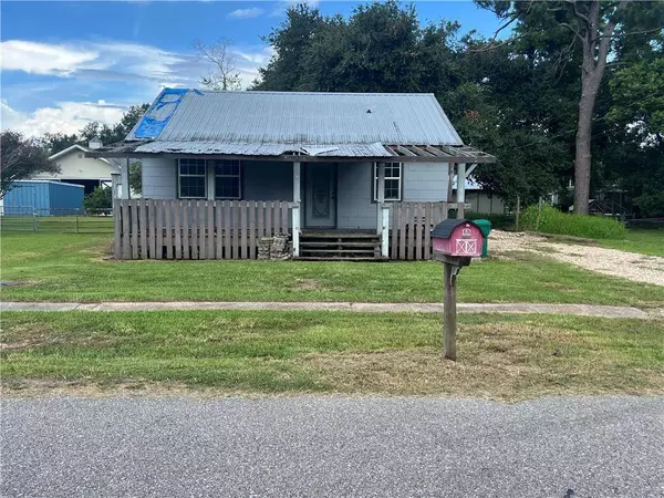 231 OAK ST, St. Rose, LA 70087