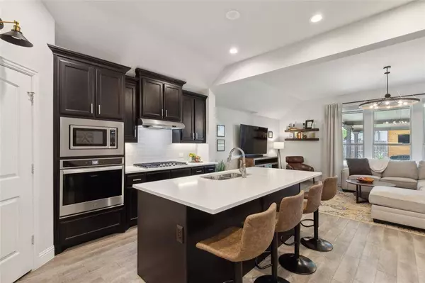 1207 Misty Ridge Drive, Justin, TX 76247