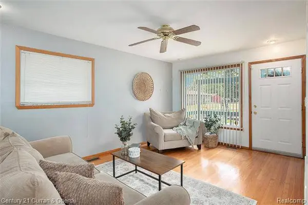 71 ORCHARD Street, River Rouge, MI 48218