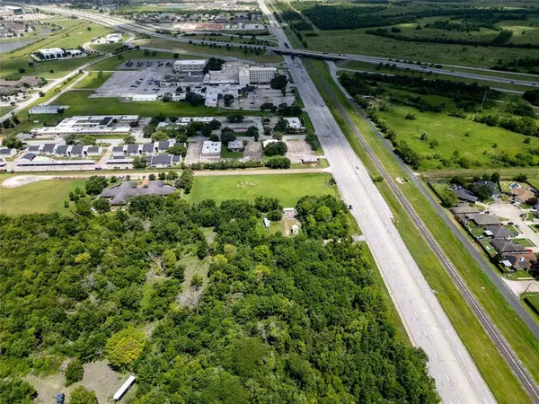 6314 Tx-3, Texas City, TX 77539