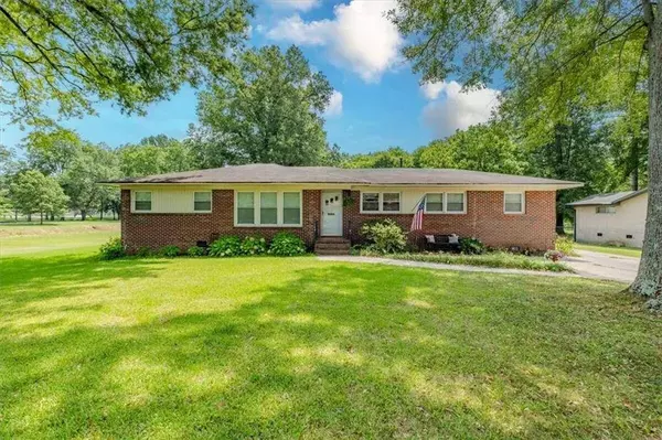 510 N College ST N, Cedartown, GA 30125