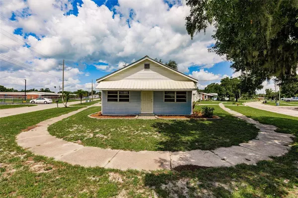 723 E CYPRESS ST, Arcadia, FL 34266