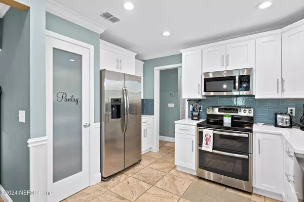 14114 DRAKES POINT DR, Jacksonville, FL 32224