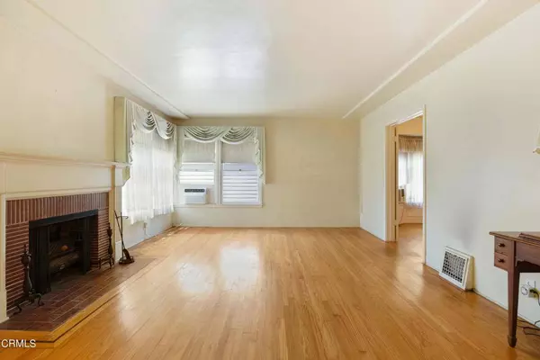 1515 Winchester AVE, Glendale, CA 91201