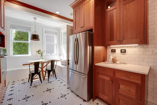 1908 Arlington Place, Madison, WI 53726