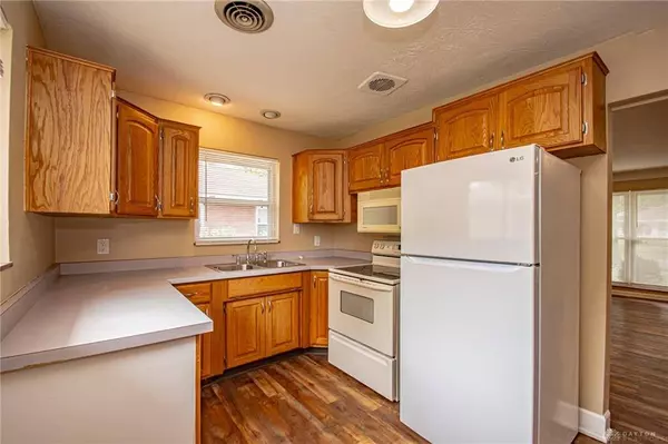 3814 Glaser Drive, Dayton, OH 45429