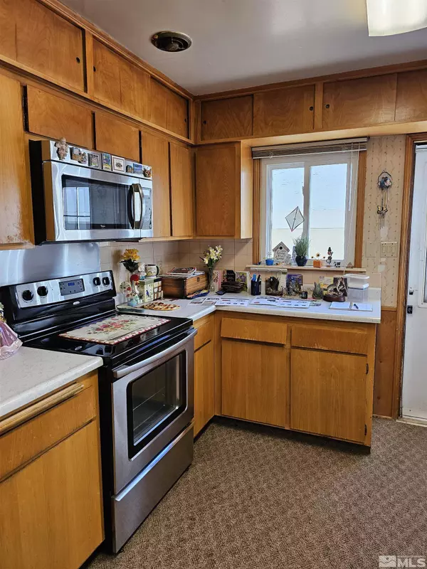 151 B St, Hawthorne, NV 89415