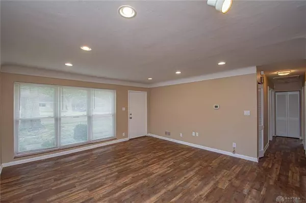 3814 Glaser Drive, Dayton, OH 45429