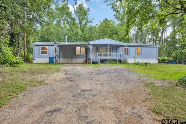 807 W County Line Rd, Troup, TX 75789