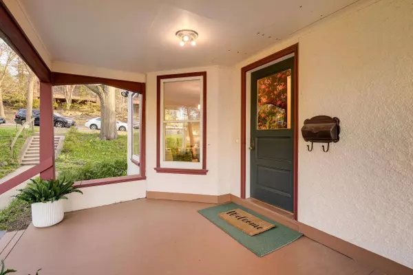 1908 Arlington Place, Madison, WI 53726