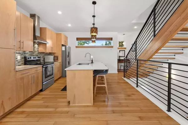 662 Church Ave, Fayetteville, AR 72701