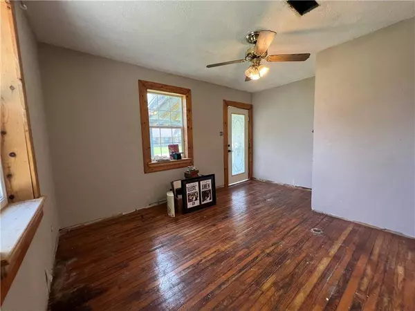 231 OAK ST, St. Rose, LA 70087