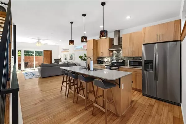 662 Church Ave, Fayetteville, AR 72701