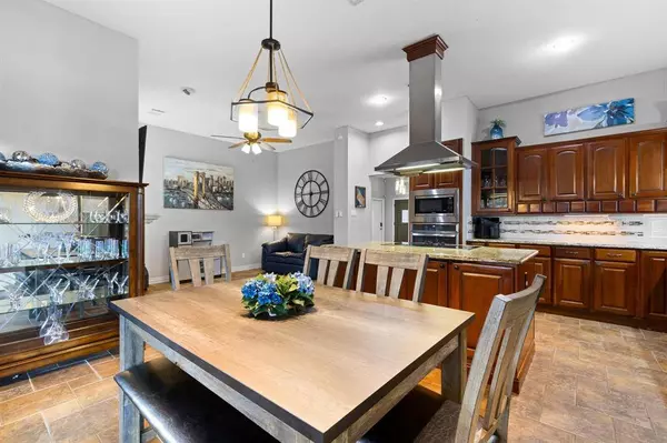 4510 Chadourne Court, Grapevine, TX 76051