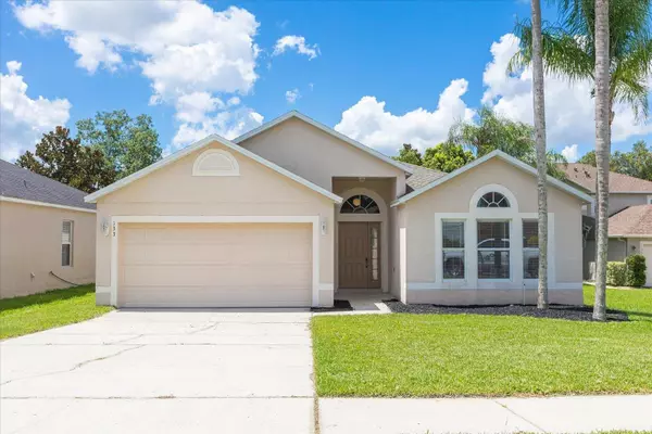 133 CARMEL BAY DR, Sanford, FL 32771