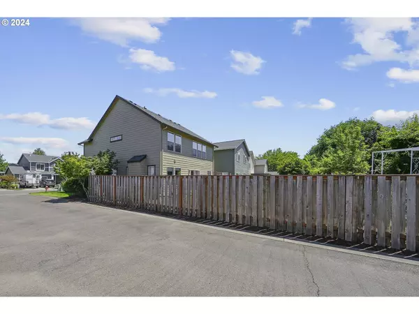 1220 SE BROOKSIDE WAY, Corvallis, OR 97333