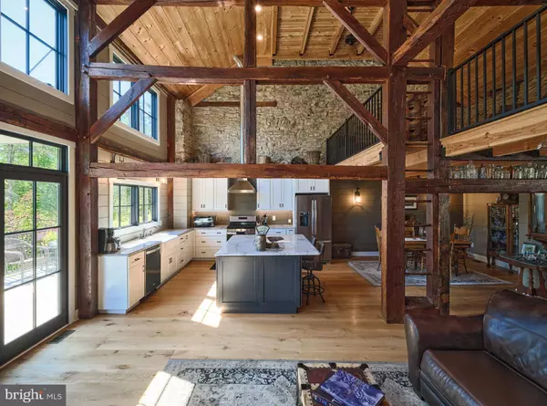 305 BOUGHER HILL RD, Easton, PA 18042