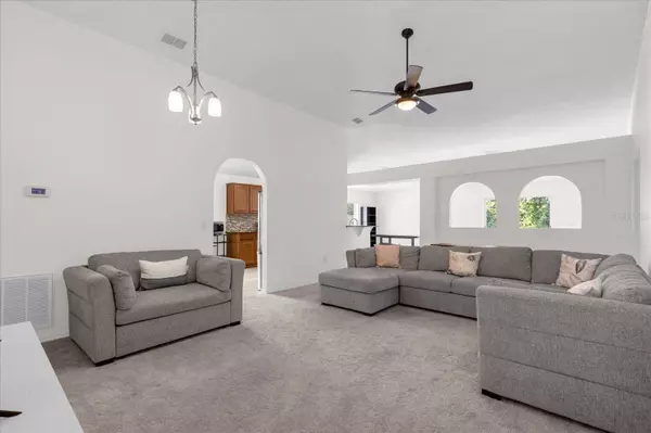 133 CARMEL BAY DR, Sanford, FL 32771