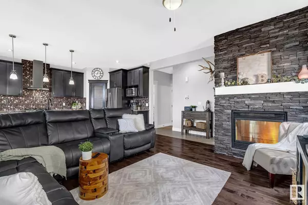 155 CALEDONIA DR, Leduc, AB T9E 0N2