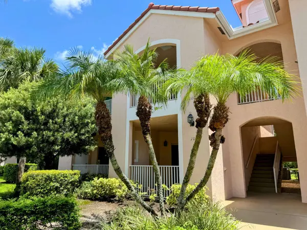 10041 Perfect DR, Port Saint Lucie, FL 34986