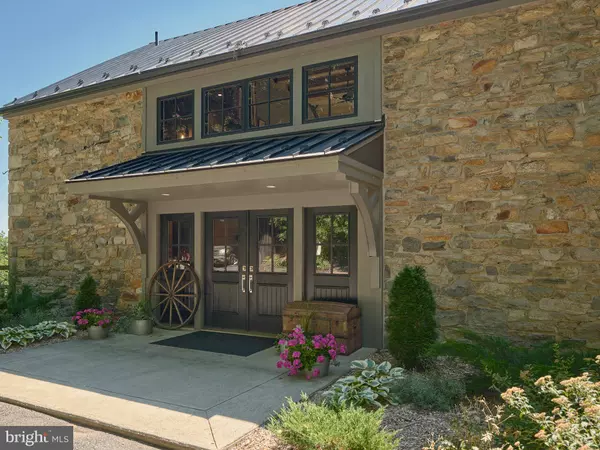 305 BOUGHER HILL RD, Easton, PA 18042