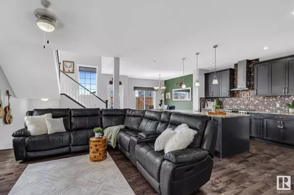 155 CALEDONIA DR, Leduc, AB T9E 0N2