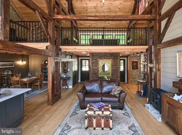 305 BOUGHER HILL RD, Easton, PA 18042