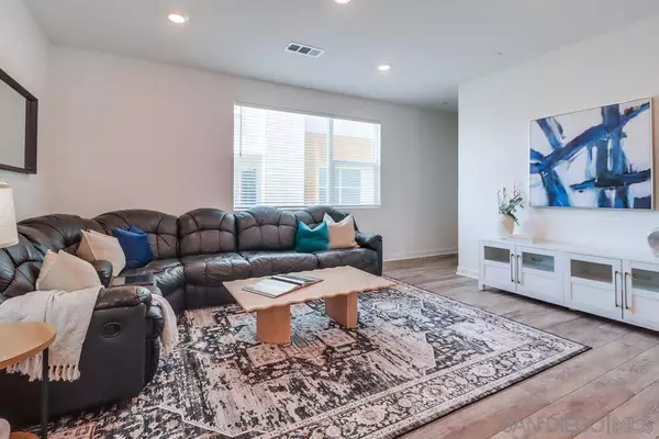 1858 Focus Dr, Chula Vista, CA 91915