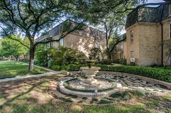 4312 Bellaire Drive S #223, Fort Worth, TX 76109