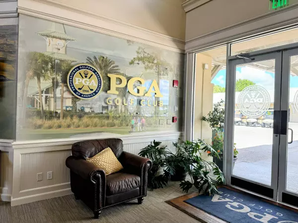 10041 Perfect DR, Port Saint Lucie, FL 34986