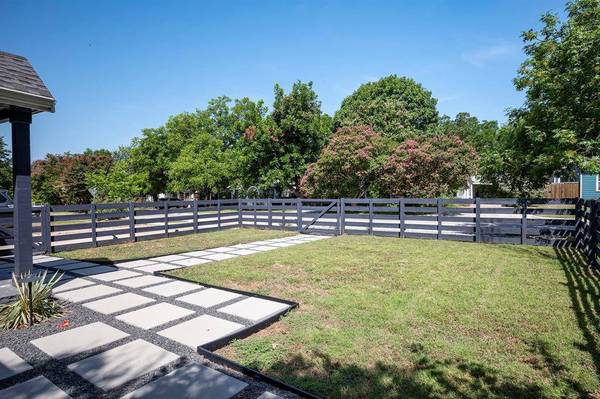 8650 Angora Street, Dallas, TX 75218