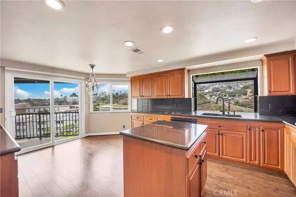 134 Avenida Presidio #11, San Clemente, CA 92672