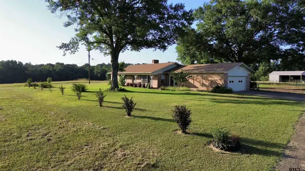 122 County Road 329, Tyler, TX 75706