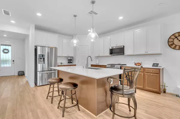 545 Wishon Avenue, Madera, CA 93636