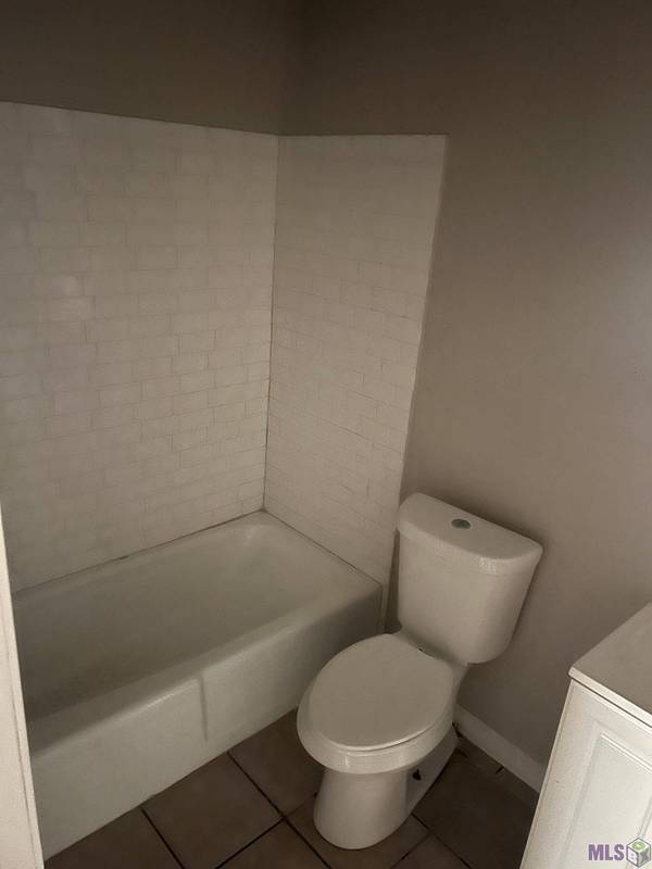 7024/7026 MEADOW PARK AVE, Baton Rouge, LA 70810