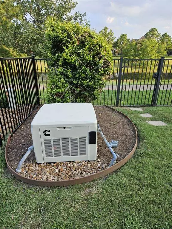 19335 Oxford Haven DR, Cypress, TX 77433