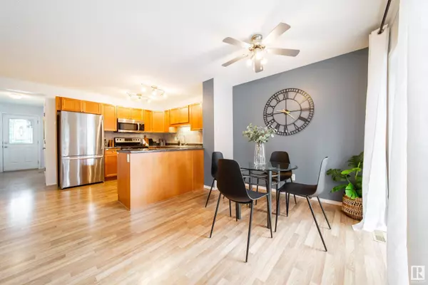 #56 6304 SANDIN WY NW, Edmonton, AB T6R 0J8