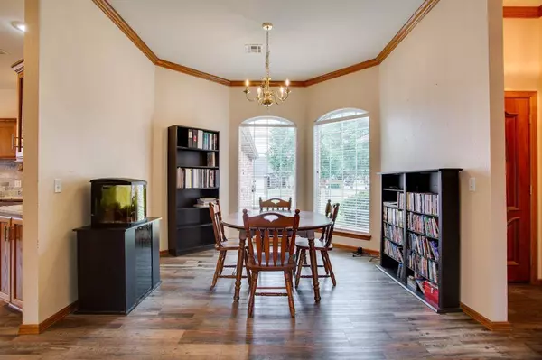 4214 Stonewall, Enid, OK 73703