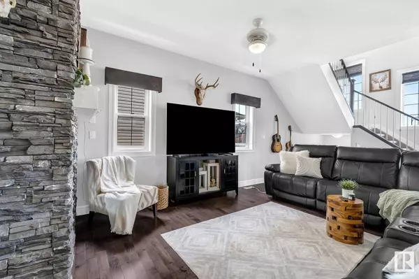 155 CALEDONIA DR, Leduc, AB T9E 0N2