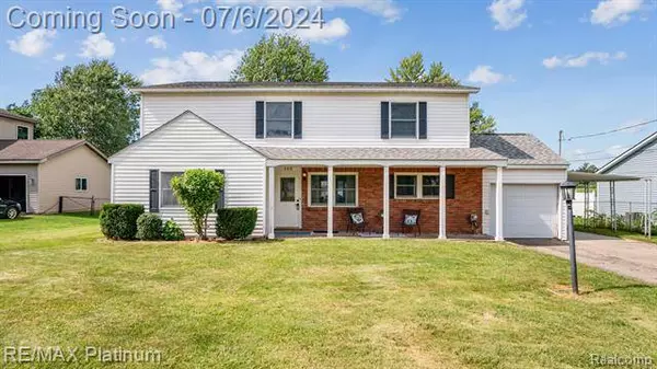 132 BEVINS Street, Holly, MI 48442