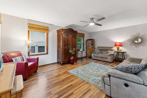 615 Naragansett Avenue, Baraboo, WI 53913