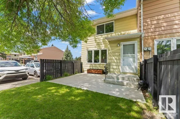 17339 85 AV NW, Edmonton, AB T5T 0P7