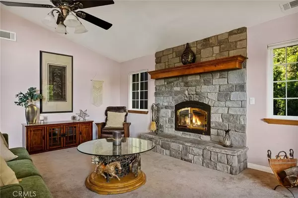 24220 Horst DR, Crestline, CA 92325