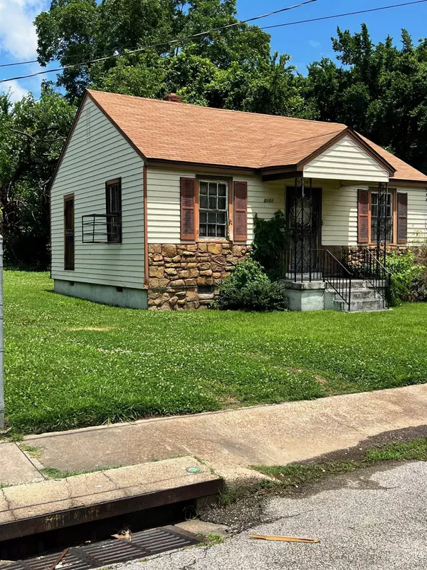 2132 HUNTER AVE, Memphis, TN 38108